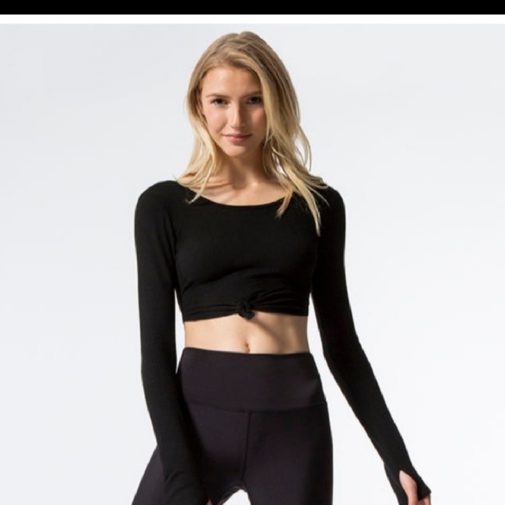 Spiritual gangster crop top M